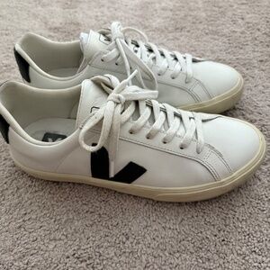 VEJA ESPLAR LEATHER WHITE BLACK - Low Top Size 9.5
